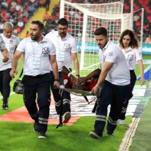 galatasaray gaziantep fk onunde 3 0 onde ZBDgRg91