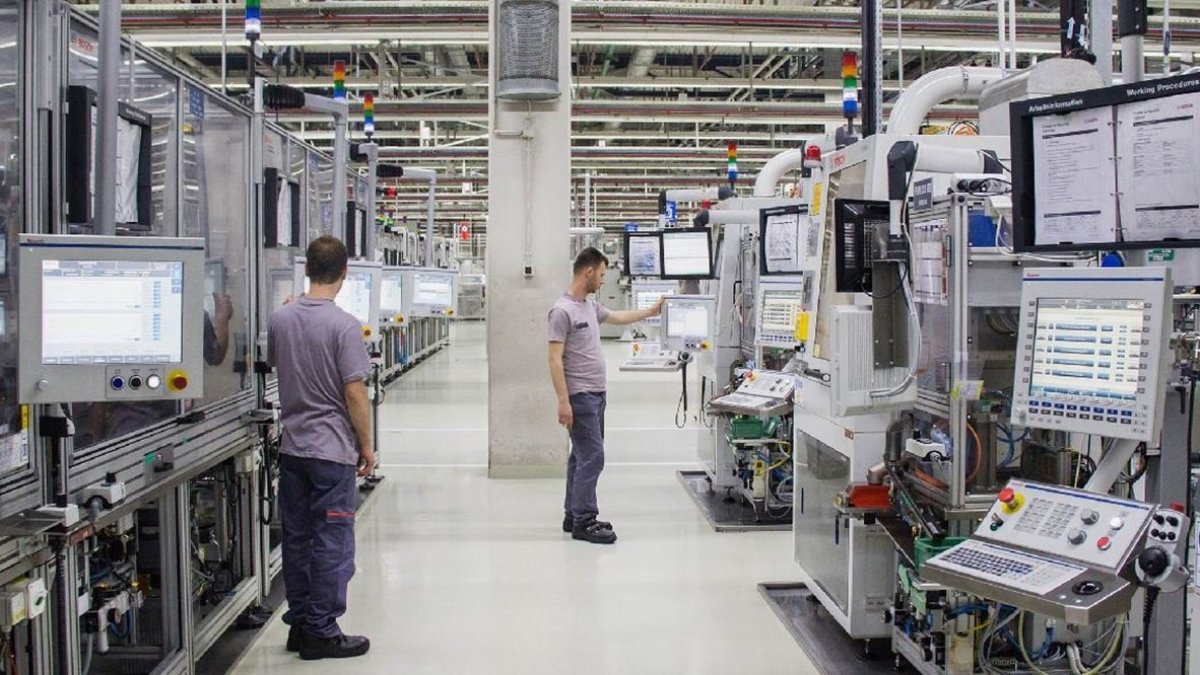 dunya devi binlerce calisani isten cikaracak iscilerin agzini bicak acmiyor nXKG1XgB