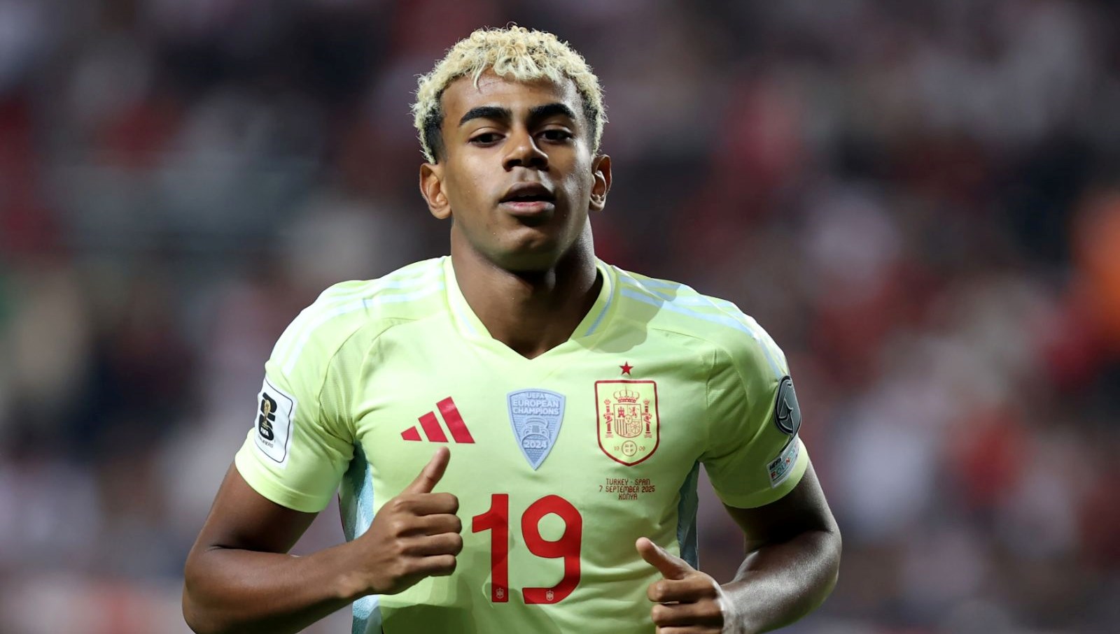 turkiye ispanya macindan sonra bir garip olay lamine yamal pasaportunu kaybetti HqbLgqNT