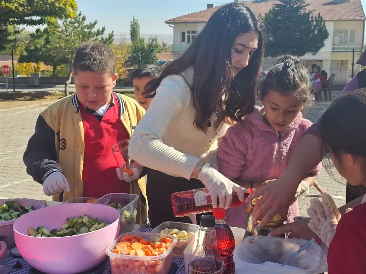 ogrencilerden tursu etkinligi XRMJ52h4.jpg