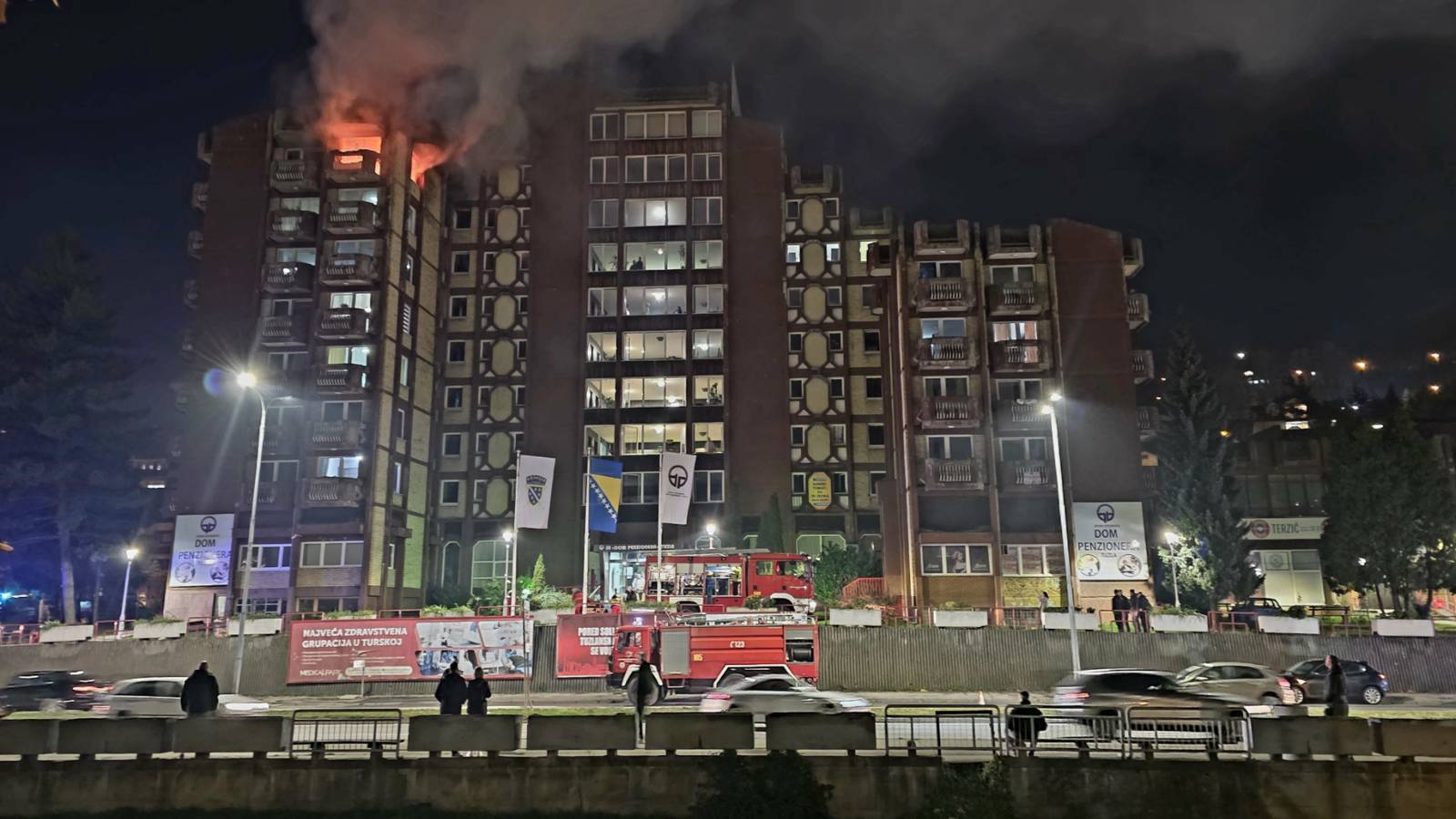 huzurevinde yangin felaketi 10 kisi hayatini kaybetti 20 kisi yaralandi ez63CfhY.png