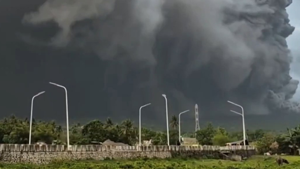 Mayon Yanardağı’nda Patlama: Filipinler’de Acil Tahliye Başladı
